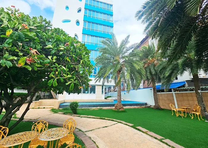 The Beach Bangsaen Condo 327/30
